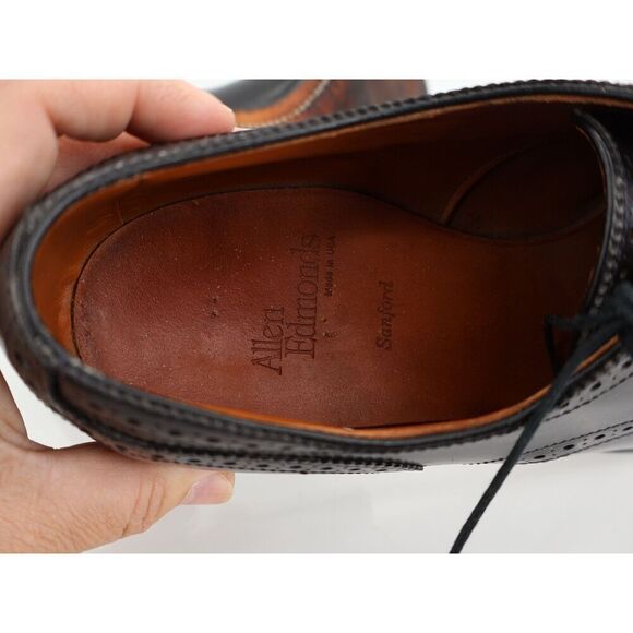 Allen Edmonds Men's Sanford Oxford Size 11 B Cap Toe Brogue Dress Shoe Black - Picture 8 of 12